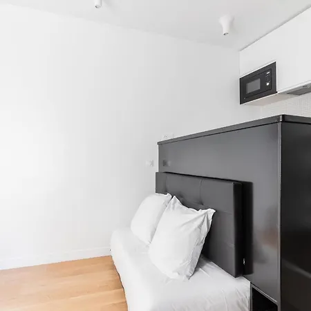 2pers#les Halles#etienne Marcel#ac פריז