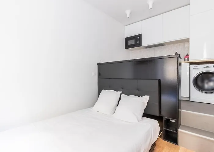 2pers#les Halles#etienne Marcel#ac * Paris