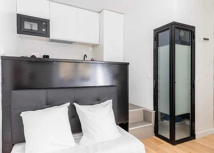 2pers#les Halles#etienne Marcel#ac * Paris