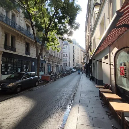 2pers#les Halles#etienne Marcel#ac パリ